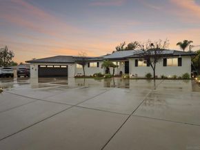 43 Corte Maria Ave, Chula Vista CA 91910