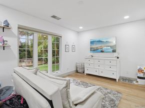 43 Corte Maria Ave, Chula Vista CA 91910