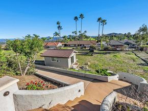 1427 Buckskin Dr, Escondido CA 92029