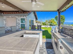 1427 Buckskin Dr, Escondido CA 92029