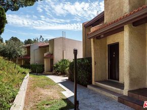9761 Via Pavia, Burbank CA 91504