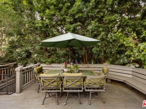 4009 Woodman, Sherman Oaks CA 91423