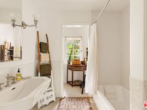 4009 Woodman, Sherman Oaks CA 91423