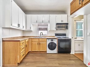 1115 S Mariposa Avenue, Los Angeles CA 90006