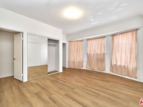 1115 S Mariposa Avenue, Los Angeles CA 90006