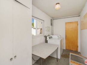 14525 Albers Street, Sherman Oaks CA 91411