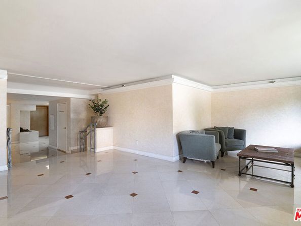 2007 S Beverly Glen Boulevard 102, Los Angeles CA 90025