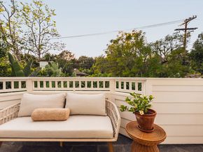 361 N Bowling Green Way, Los Angeles CA 90049