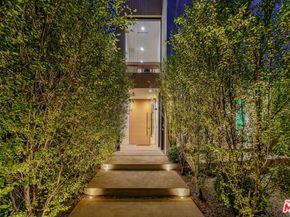 116 S Gretna Green Way, Los Angeles CA 90049