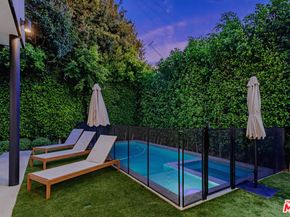 116 S Gretna Green Way, Los Angeles CA 90049