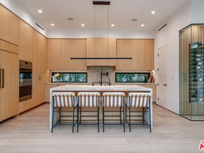 116 S Gretna Green Way, Los Angeles CA 90049