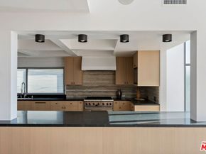 5205 Ocean Front Walk 301, Marina Del Rey CA 90292