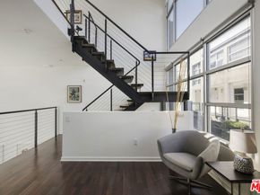 4111 W Sunset Boulevard 220, Los Angeles CA 90029