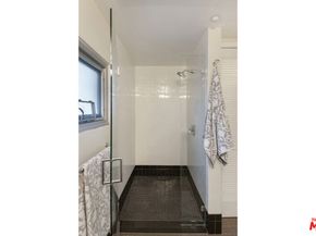 4111 W Sunset Boulevard 220, Los Angeles CA 90029