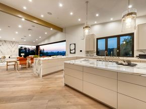 9153 Janice Place, Beverly Hills CA 90210