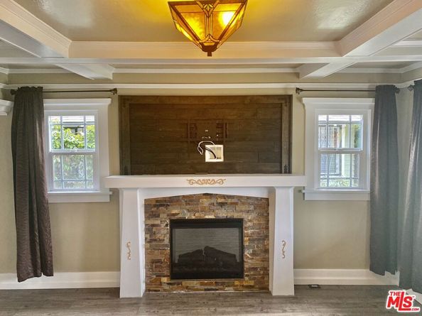 4414 S Van Ness Avenue, Los Angeles CA 90062