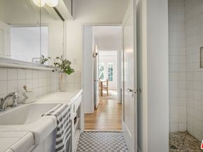 2661 Locksley Place, Los Angeles CA 90039