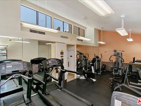 8512 Tuscany Avenue 207, Playa Del Rey CA 90293