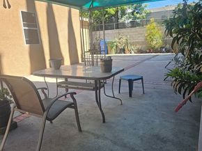 840 N Poinsettia Place, Los Angeles CA 90046