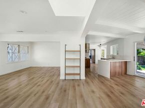 5519 Shenandoah Avenue, Los Angeles CA 90056