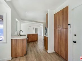 5519 Shenandoah Avenue, Los Angeles CA 90056