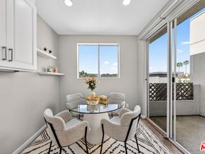 333 Westminster Avenue 405, Los Angeles CA 90020