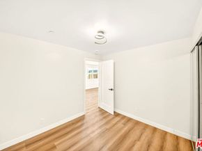 204 E 88th Street 204, Los Angeles CA 90003