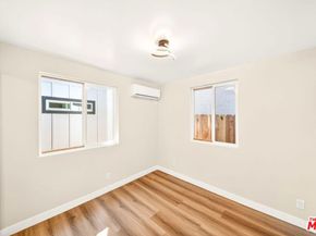 204 E 88th Street 204, Los Angeles CA 90003