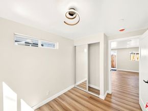 204 E 88th Street 204, Los Angeles CA 90003