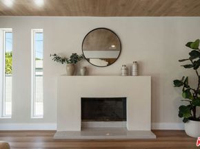 17643 Haynes Street, Lake Balboa CA 91406