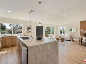 17643 Haynes Street, Lake Balboa CA 91406