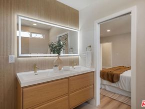 17643 Haynes Street, Lake Balboa CA 91406