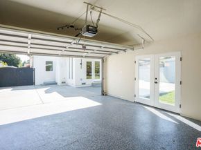 17643 Haynes Street, Lake Balboa CA 91406