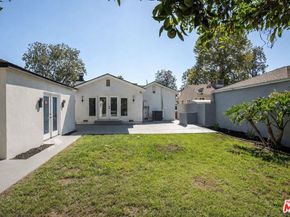 17643 Haynes Street, Lake Balboa CA 91406