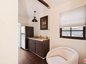 243 S Formosa Avenue, Los Angeles CA 90036