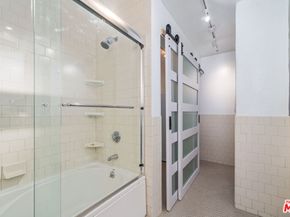 738 S Los Angeles Street 305, Los Angeles CA 90014