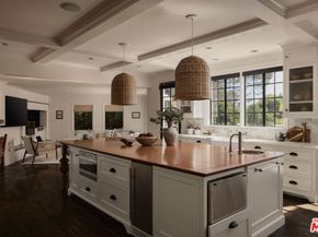 1141 Maroney Lane, Pacific Palisades CA 90272