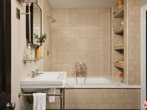 1141 Maroney Lane, Pacific Palisades CA 90272