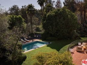 1141 Maroney Lane, Pacific Palisades CA 90272