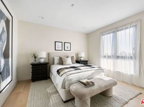 11923 Gorham Avenue 201, Los Angeles CA 90049