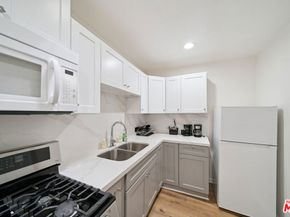 1163 W 38th Street, Los Angeles CA 90037