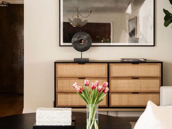 1121 N Olive Drive 201, West Hollywood CA 90069