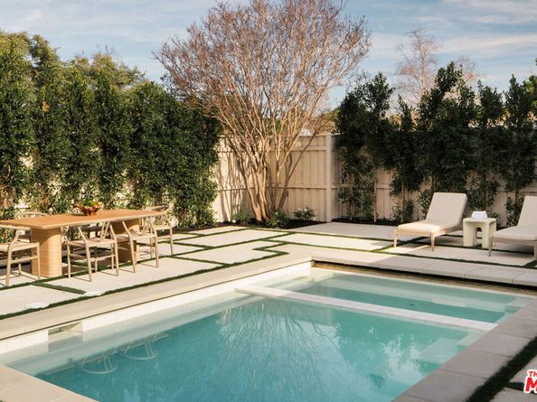 3444 Redwood Avenue, Los Angeles CA 90066