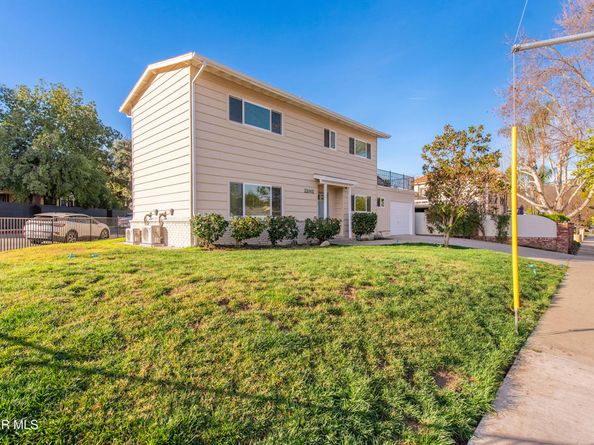 22002 Ybarra Road, Woodland Hills CA 91364