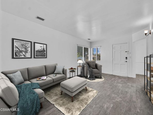 8366 Oakdale Avenue, Winnetka CA 91306