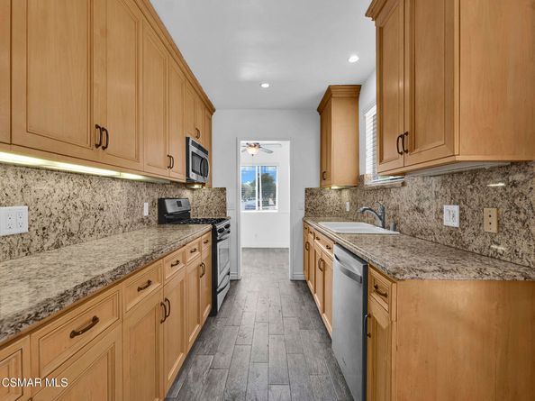 8366 Oakdale Avenue, Winnetka CA 91306