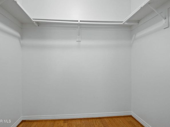 17735 Kinzie Street 315, Northridge CA 91325