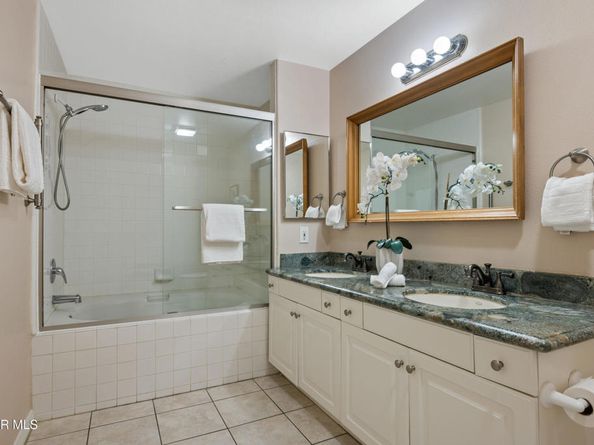 17735 Kinzie Street 315, Northridge CA 91325