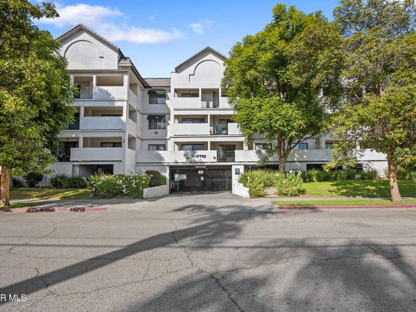 17735 Kinzie Street 315, Northridge CA 91325