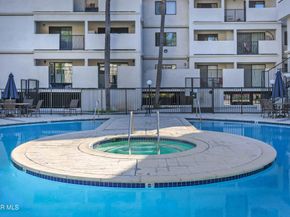 17735 Kinzie Street 315, Northridge CA 91325